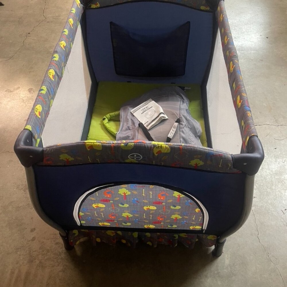 Children's cribs (toddlers)